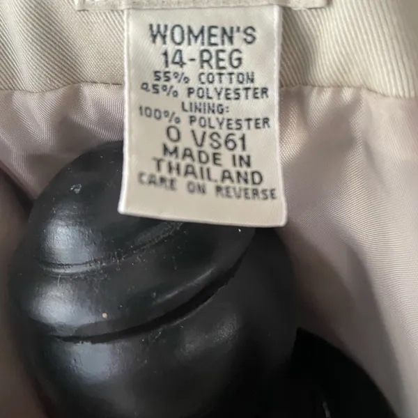 L.L. Bean Women's‎ Cotton Blend Classic Tan Blazer Size 14 - Image 3