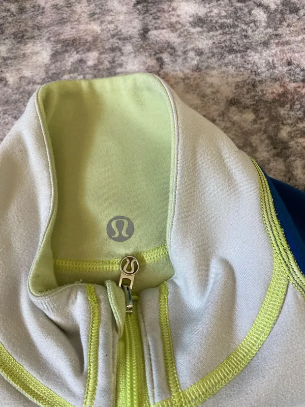 Lululemon Jacket Reversible size 4 - Image 5