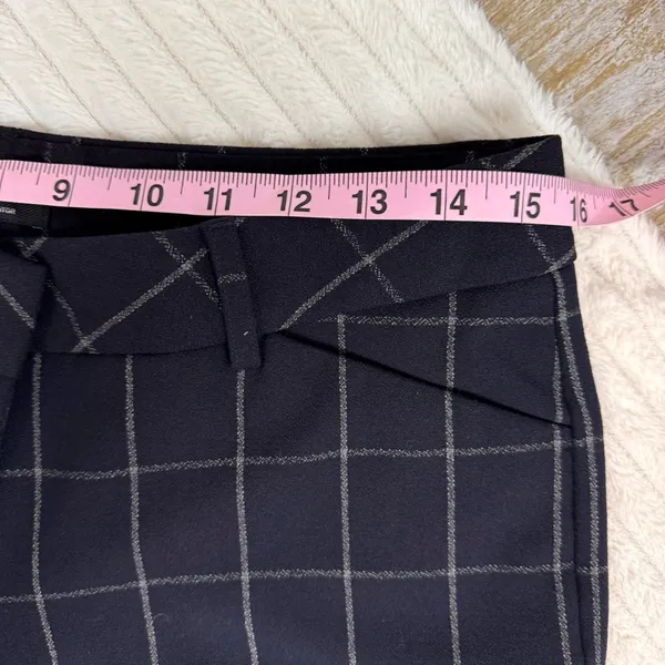 Express Editor women’s size 6R dress pants black with white plaid - Image 6