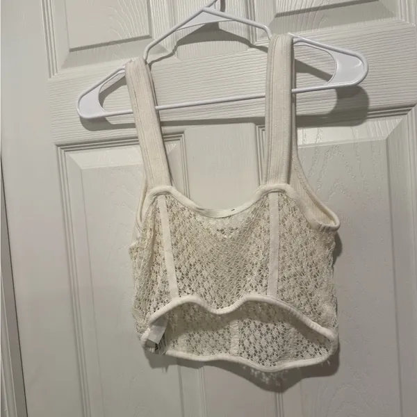 Zara White Crochet Crop Halter Top Size Large. - Image 5
