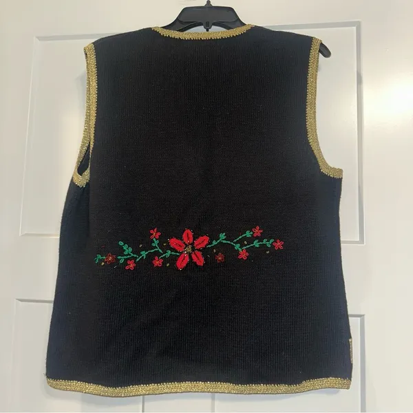 Women’s ugly Christmas sweater vest Embroidered Beaded Poinsettias Large - Image 4