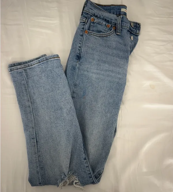 Levi’s Wedgie Straight Jeans - Image 2