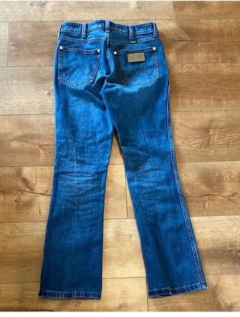 NWOT Wrangler x Lainey Wilson Blue Boot Huggers Jeans - Image 5