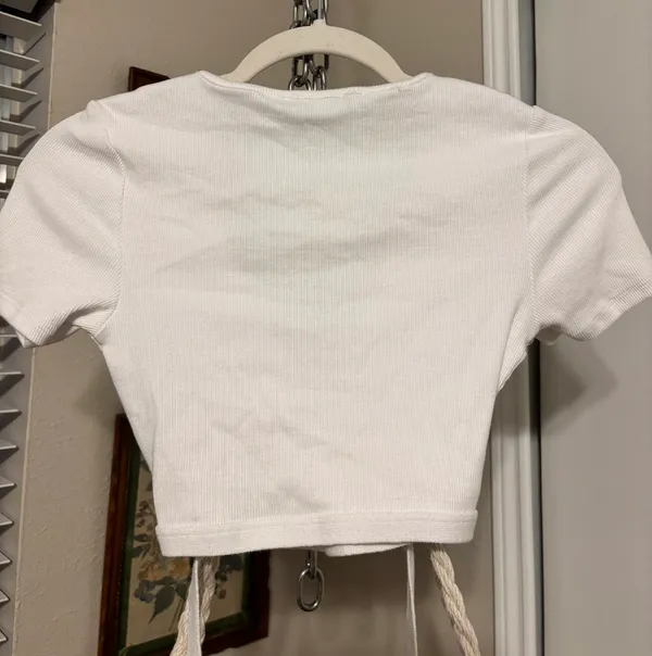 White Top - Image 2