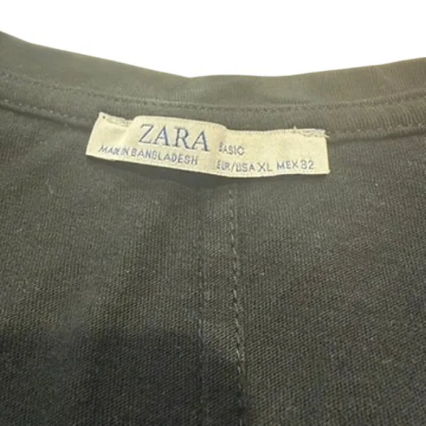 Zara Basic V-Neck T-Shirt in Black, Size XL - Image 3
