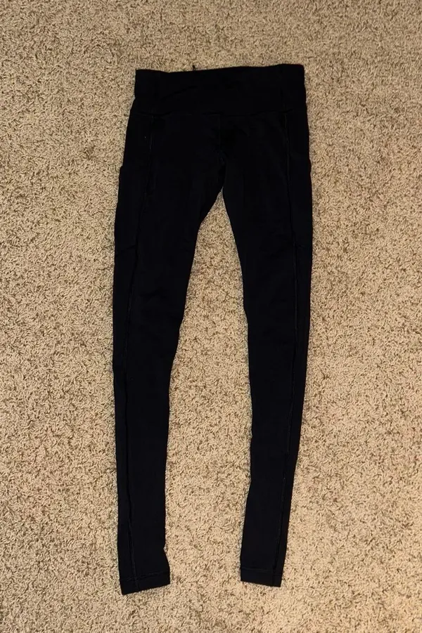 Lululemon leggings - Image 9