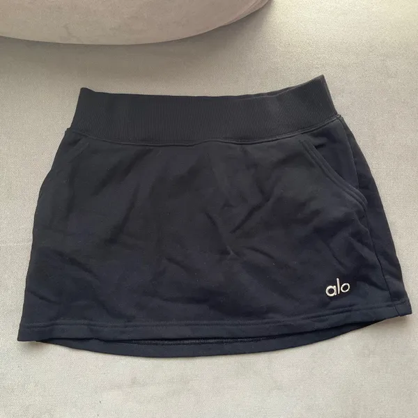 Alo Yoga Accolade Skirt Black S - Image 2