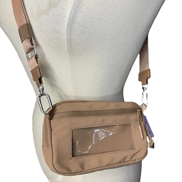 NWT 3-in-1 Crossbody, Belt & Wristlet‎ Bag - Image 9