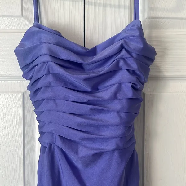 La Femme Strappy Back Ruched Trumpet Gown Size 6 - Image 4