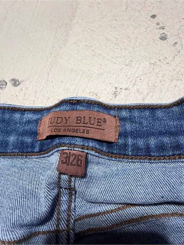 Judy blue Denim Cutoff Shorts 3/26 - Image 4