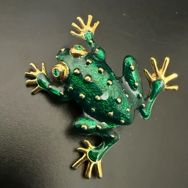 Vintage GIOVANNI Enameled Green Frog Gold-tone Miniature Mini Brooch 9.1g. - Image 4