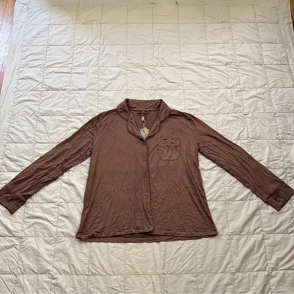 SKIMS (A1) SLEEP BUTTON UP TOP NWT WOOD xxs - Image 3