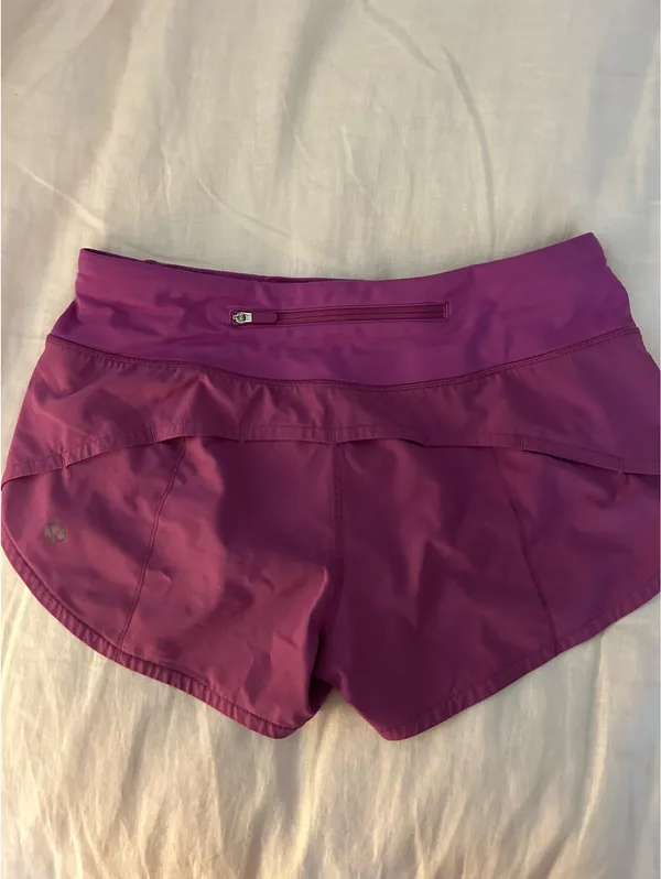 Lululemon Speed Up Shorts 2.5" Low-Rise - Image 3