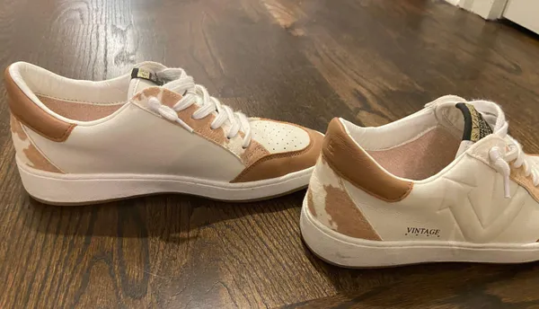 Vintage Havana Sneakers - Image 3