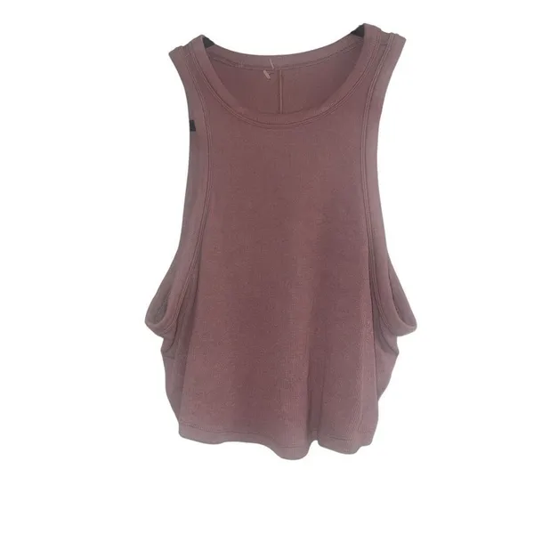 ✨Lululemon Hold Tight Cropped Tank Twilight Rose Sz Medium Top✨ - Image 6