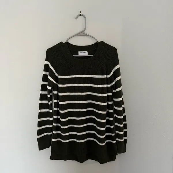 Old Navy Green & Cream Stripe Crewneck Sweater Large - Image 2
