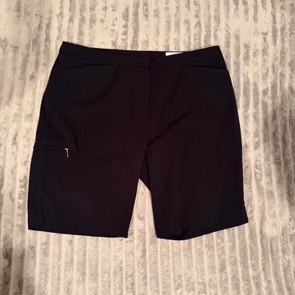 Women's Callaway Black Golf Shorts - Size 16 - Performance Athletic‎ Wear - Image 2