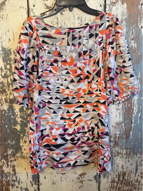 LOFT Women’s Short Sleeve Geometric print blouse Small - Image 4