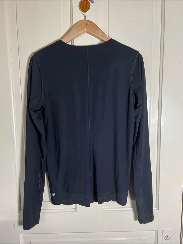 Lululemon Runbeam Long Sleeve Black Size 8 W3A51S - Image 7