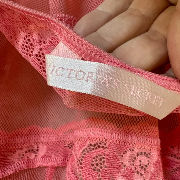 Vintage 90’s 2000’s Victoria’s Secret Chemise Sheer Pink with Lace Halter M L - Image 8