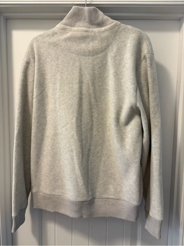 Old Navy Women's Cream Fleece Full-Zip Jacket Size Large - Image 3
