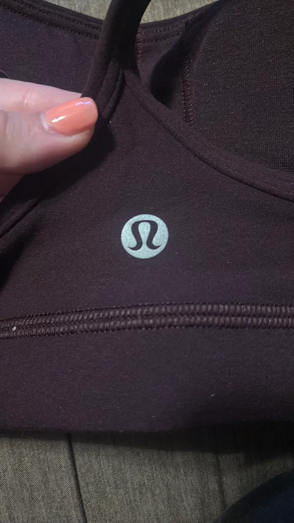 Flow Lululemon Y Nulu Bra - Image 3