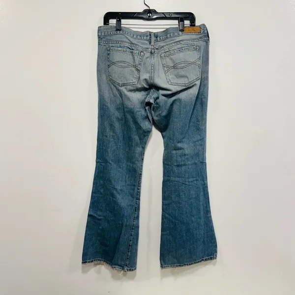Abercrombie & Fitch low rise vintage Y2K Light Blue Flare Jeans Size 12 - Image 2