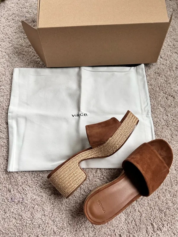 Vince suede platform sandals. 7.5 - Image 10