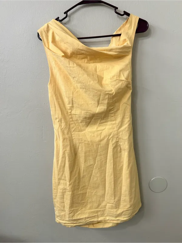 Saints & Secrets yellow asymmetrical one-shoulder ruched mini dress Sz M - Image 3