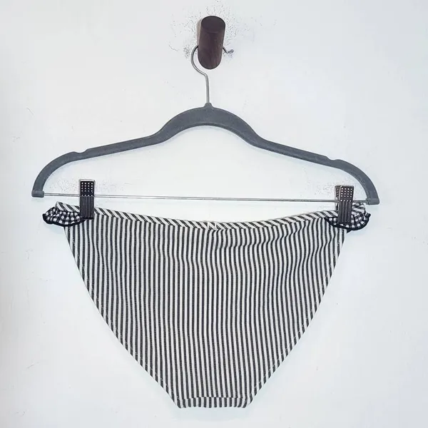 Aerie Stripe Bikini Bottoms with Ruffles NWT Size Medium Full Coverage Bottom - Image 4