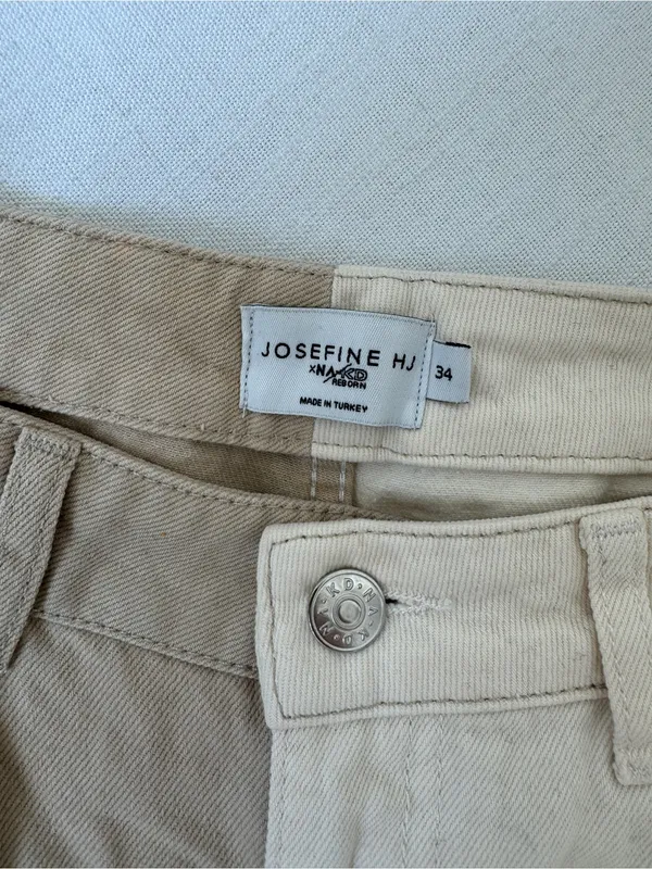 Two-Tone Beige/Cream Straight-Leg Jeans - Image 4