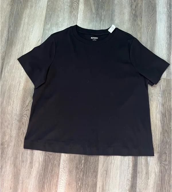 NWT Old Navy Relaxed Heavyweight Black T-Shirt - Image 2