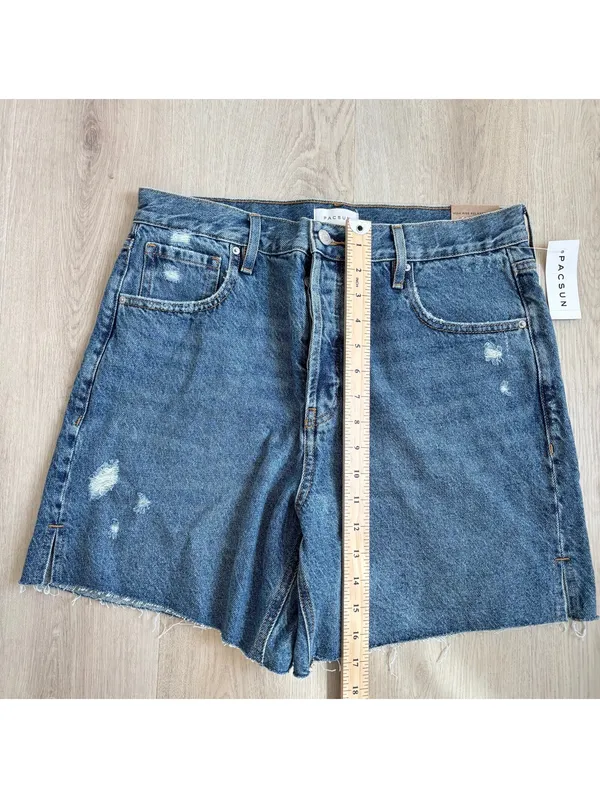 PacSun NWT Women's High Rise Relaxed Short Dark Wash Denim Size 29 - Image 7