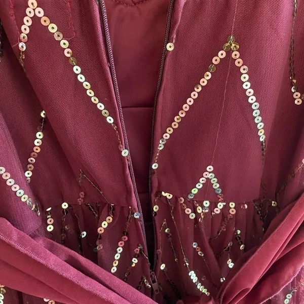 Rue21 NWT‎ Maroon Gold Sleeveless Sequined Dress Zip Up Back Homecoming Size 3 - Image 3
