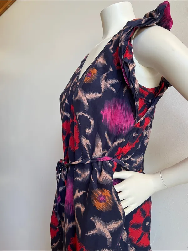 Velvet by Graham & Spencer Mini Dress silk blend with graphic Floral Print - Image 3