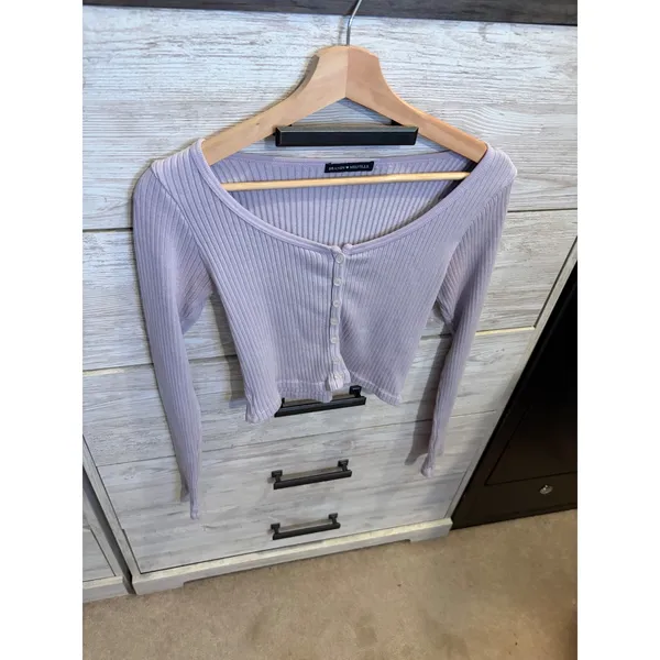 Brandy Melville Zelly Top Lavender Purple Ribbed Button Down Long Sleeve Medium - Image 5