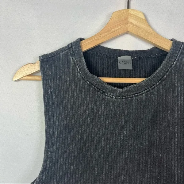 Cara Loren Active Faded Black‎ Ribbed Crop Athletic Tank Top M - Image 4