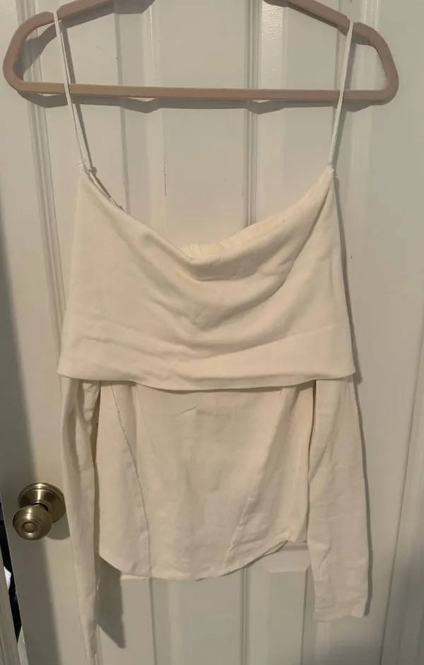 Free People Off-The-Shoulder Top - Image 2