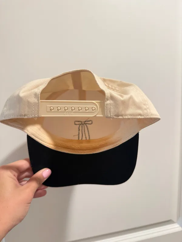 Trucker hat Tan - Image 2