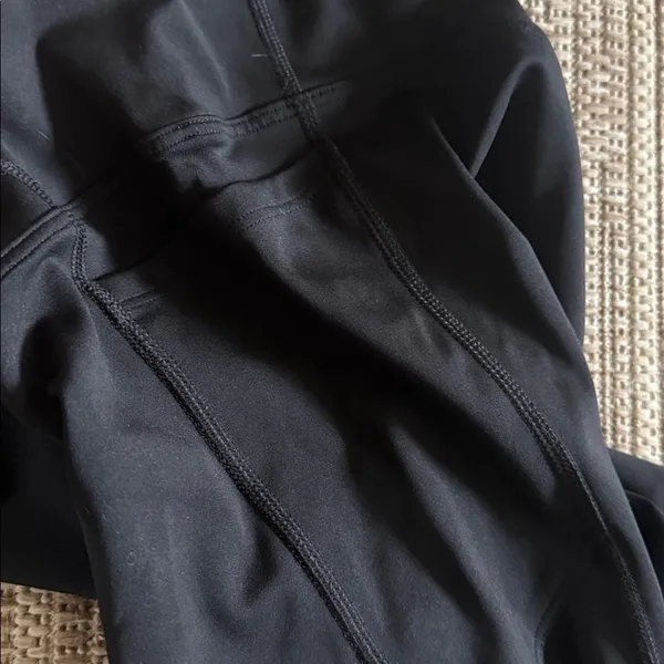 Victoria’s Secret pink, active yoga, solid black Full Length Leggings - Image 6