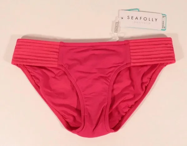 NWT Quilted Hipster Bikini Bottoms in Persian Pink - Image 4