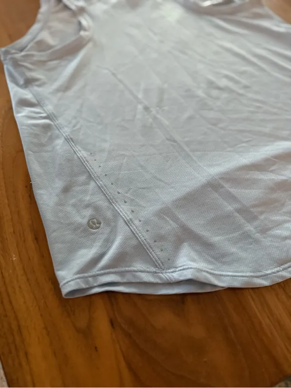 Lululemon Light Blue Sleeveless Athletic Tank Top - Image 3