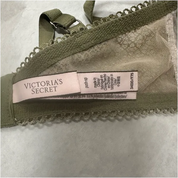 Victoria's Secret Green Lace Padded Bra - Image 4