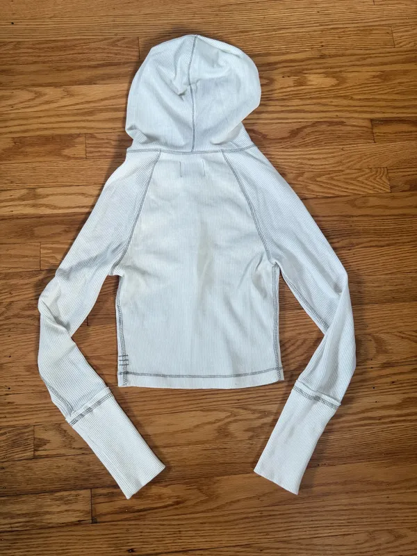 Urban Outfitters Cropped Hoodie - Image 3