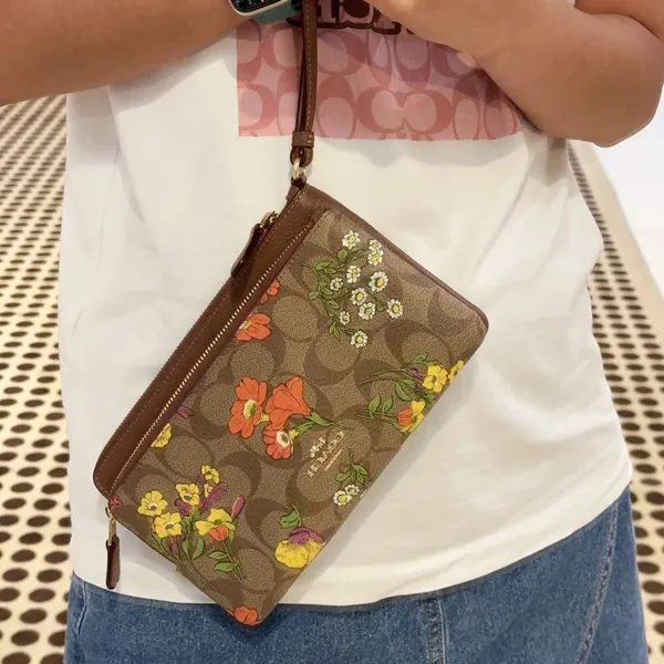 NWT Coach Double Zip Wallet In Signature Canvas With Floral‎ Print - Image 8