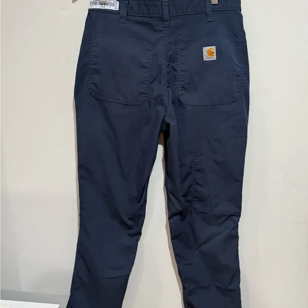 Carhartt women’s Dark Blue Cargo Pants - Image 4