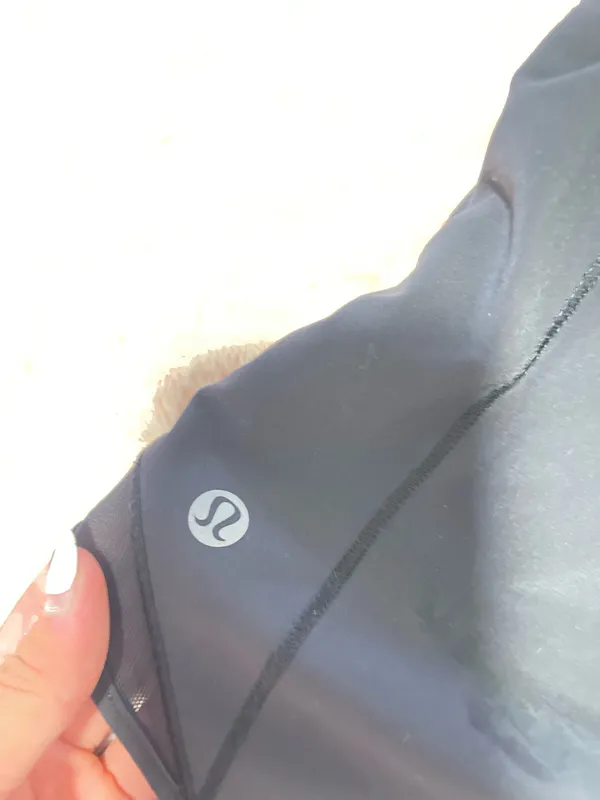 Lululemon hotty hots 4’ size 0 - Image 4
