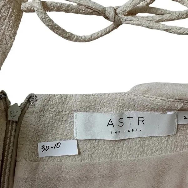 ASTR the Label Tie Peach Cream Puff Sleeve Midi Dress Size Medium | 30-10 - Image 4