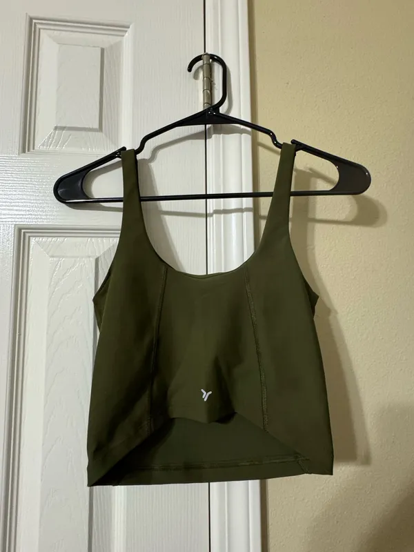 Old Navy Active Green workout tank - Image 3