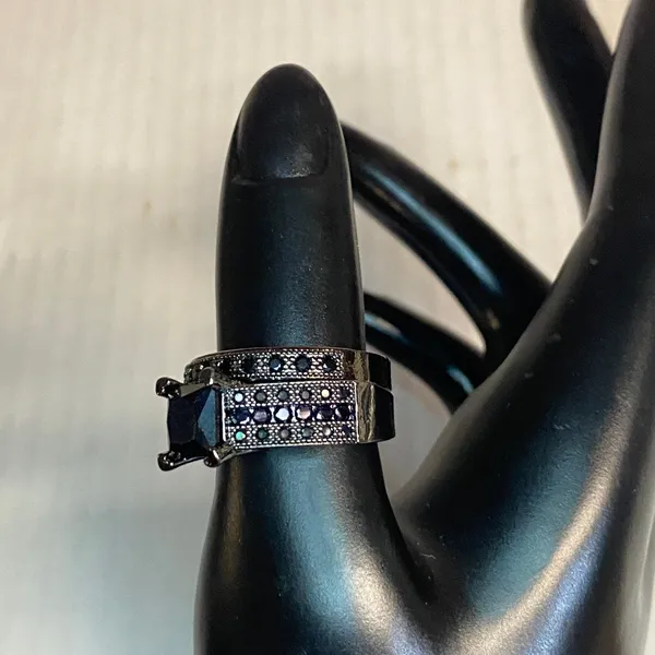 Women's Black Cubic Zirconia Silver Plated Rhinestone Wedding Ring & Band 8.5 - Image 7